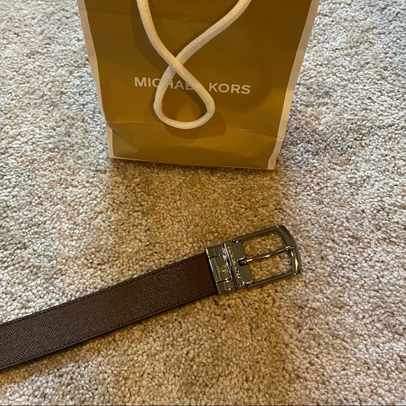 Michael Kors mens reversible and size customizable belt. Brown and black - Picture 6 of 6